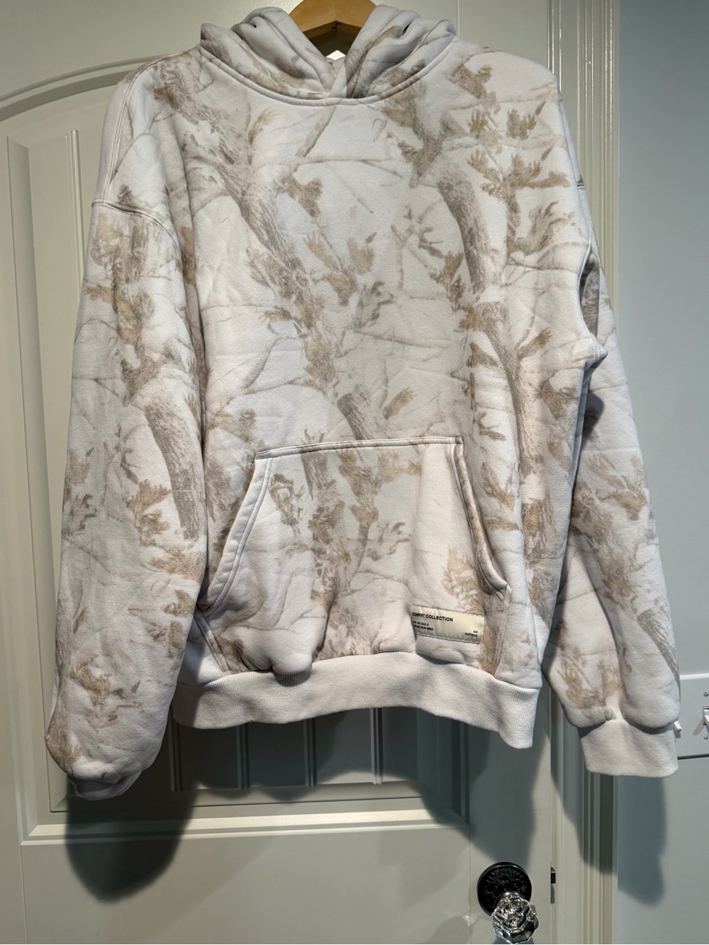Comfort Collection white camo hoodie-Large